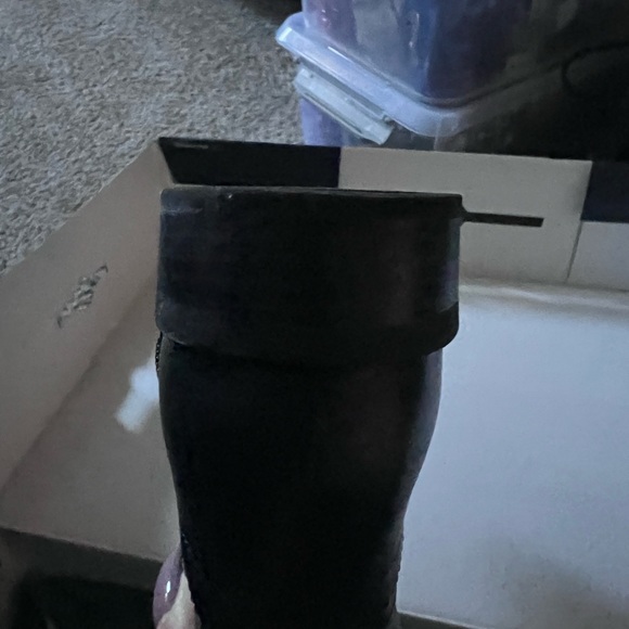 Beautiful Tommy Boots - Picture 7 of 8